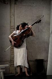 festival off,avignon,théâtre Golovine,compagnie phie, Danse, danse contemporaine, création, Sophie Adam, Alain Basso, Savoie, Tarentaise,Vanoise, ateliers, chorégraphiques, séniors, tous publics, musique, Savoie en scène, spectacle vivant,&nbsp; poésie, artiste chorégraphique, danseur, chorégraphe, Wilfried, Neige, Petites Formes, Festival de la Danse, danseur, danseuse, bourg-saint-maurice, seez, albertville, chambéry, enfants, scolaires